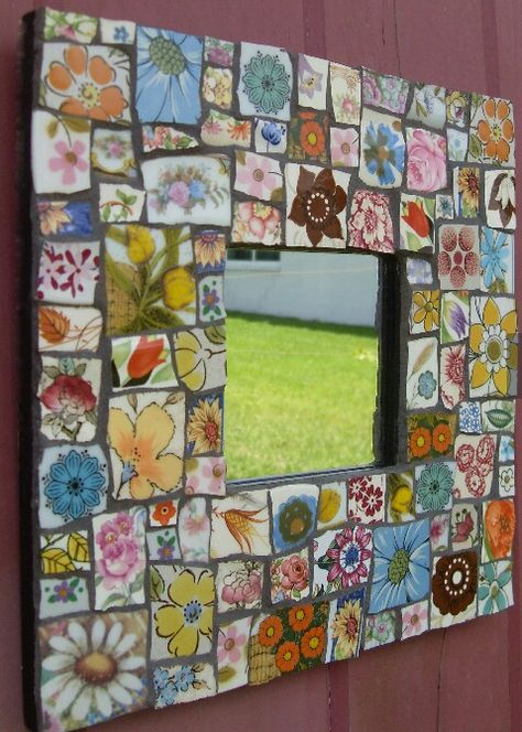 Mosaic mirror by Christine©. Tile Mirror Frame, Mosaic Frames, Mosaic Mirror Frame, Mosaic Mirrors, Colorful Mosaic, Mosaic Garden Art, Mosaic Frame, Mosaic Art Projects, Mosaic Tile Art