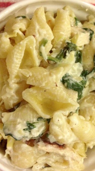 Spinach Dip Pasta Spinach Dip Pasta, Pasta Shells, Vegetable Side Dishes Recipes, Spinach Dip, Creamed Spinach, Stuffed Pasta Shells, Spinach And Cheese, Pasta Bake, Baby Spinach