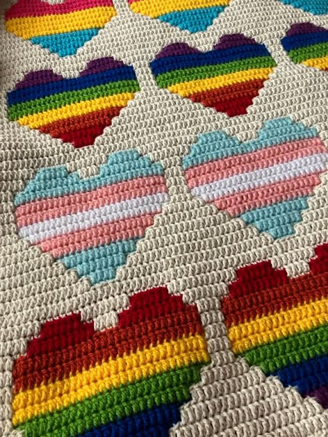 Pride Tapestry Crochet, Lgbtq Crochet Ideas, Pride Crochet Ideas, Crochet Pride Patterns, Pride Crochet Patterns, Pride Flag Crochet, Pride Blanket, Pride Crochet, Pride Ideas