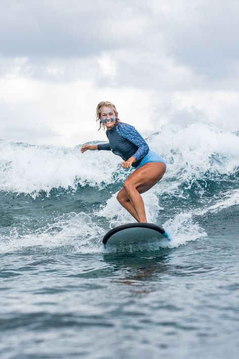 Learn to surf with our Beginner Surfing Lessons Surfing Beginner, How To Start Surfing, Surfing Training, Surfing Lessons, Surf Lifesaving, Surfing Tips, Surf Instructor, Surf School, Learn To Surf