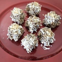 Spud Bar, Marshmallow Candy, Dipped In Chocolate, Diy Candy, Toasted Coconut, Candy Recipes, Bars Recipes, Idaho, Candy Bar