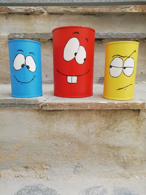 Kids Recycling Projects, Pringles Can Ideas, Bottle Crafts For Kids, Recycling Projects For Kids, Pop Can Crafts, Painted Tin Cans, Recycling Projects, Terra Cotta Pot Crafts Diy, Tattoo Plant