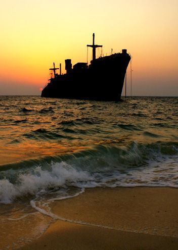 Greek Ship In Kish Island, Persian Gulf - Iran Ski Diving, Greek Ship, Kish Island, Iran Tourism, Iran Pictures, Iran Travel, Train Tour, Ski Touring, Historic Places