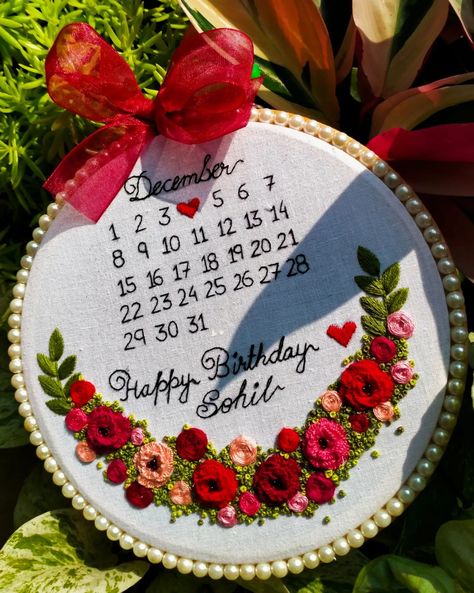 HAND EMBROIDERY BIRTHDAY CALENDAR ♾️🦋💌✨ swipe ➡️ to see full work details . SURPRISE YOUR LOVED ONES WITH THIS CUSTOMISE EMBROIDERY HOOP.... 🌷 . . Hoop dimension - 7 inches . DM for orders & queries 💌 @__ruchi_art_house__ . Follow for more artwork 🩷👆 . . #embroidery #handmade #embroideryart #art #smallbiz #design #custom #fiberart #hats #handembroidery #love #etsy #screenprint #embroidered #smallbusiness #artwork #birthday #modernembroidery #apparel #dmembroidery #instagood Calendar Embroidery, Birthday Calendar, Art House, December 7, Modern Embroidery, Embroidery Hoop, Embroidery Art, Follow For More, Birthday Wishes