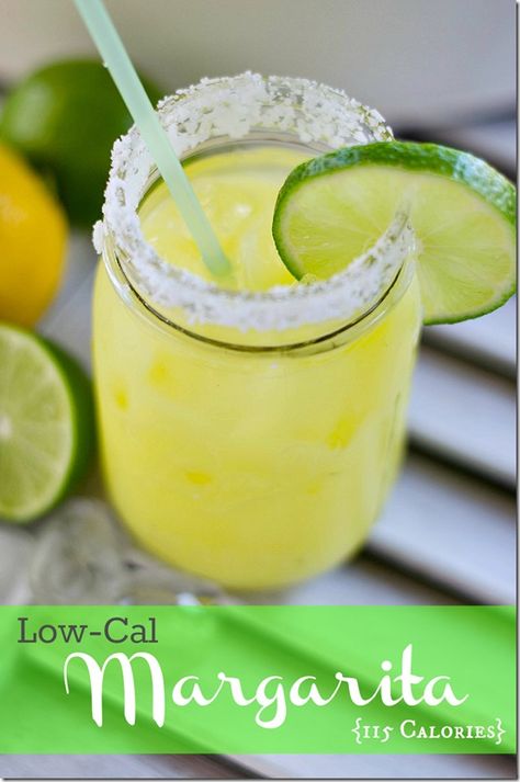 115 Calorie Margarita  Source:  Cooking Channel  I packet sugar free lemonade  Crystal Light )  6 oz. diet lemon-lime soda  1 shot tequila  1 ounce lime juice  Just mix it all together and pour over ice.You can even mix up a batch or two and put them in mason jars on ice.  Just shake it up before drinking. Low Cal Margarita Recipe, Sugar Free Lemonade, Low Calorie Cocktails, Mason Jar Drinks, Low Carb Drinks, Low Calorie Drinks, Low Cal Recipes, No Calorie Foods, Cooking Channel