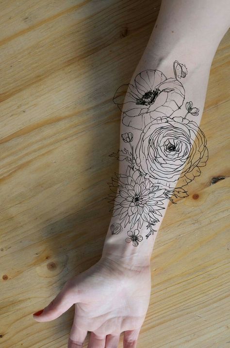 Ranunculus Tattoo, Full Sleeve Tattoo Design, Poppies Tattoo, Tattoo Photography, Tattoo For Son, Full Sleeve Tattoos, Full Sleeve Tattoo, Tattoo Illustration, Tattoo Sleeve Designs