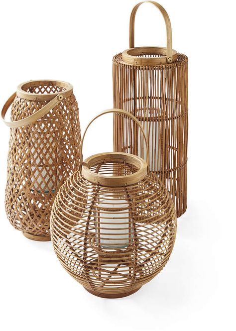 Hanging Rattan Chair, Rattan Lampe, Hanging Rattan, Interior Boho, Beach Gifts, Dashboard Design, Rattan Chair, Lanterns Decor, Outdoor Lanterns