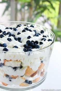 3 Ingredient Blueberry Trifle! Perfect light and easy dessert when you want something pretty and have a time crunch! Blueberry Trifle Recipe, Blueberry Trifle, Sarah May, Trifle Desserts, Easy Cheese, Trifle Recipe, Easy Blueberry, Cheese Tray, Bake Desserts