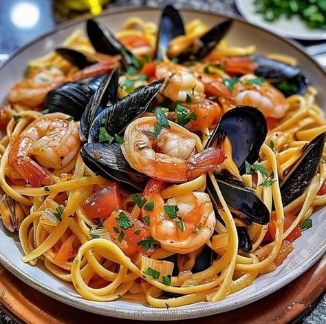 Daily family recipes | Seafood Pasta with Linguine, Shrimp, and Mussels 🍝 | Facebook Linguine With Mussels, Seafood Linguine Recipe, Pasta With Mussels, Mussel Recipes, Seafood Pasta Dishes, Mixed Seafood Recipe, Seafood Linguine, Pasta Seafood, Cheap Seafood Recipes