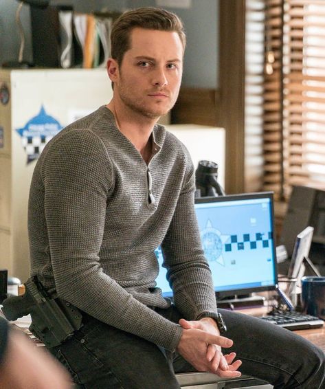 Lee Taylor, Jay Halstead, Jesse Lee, Estilo Real, Chicago Pd, Police Department, Detective, Jay, Chicago