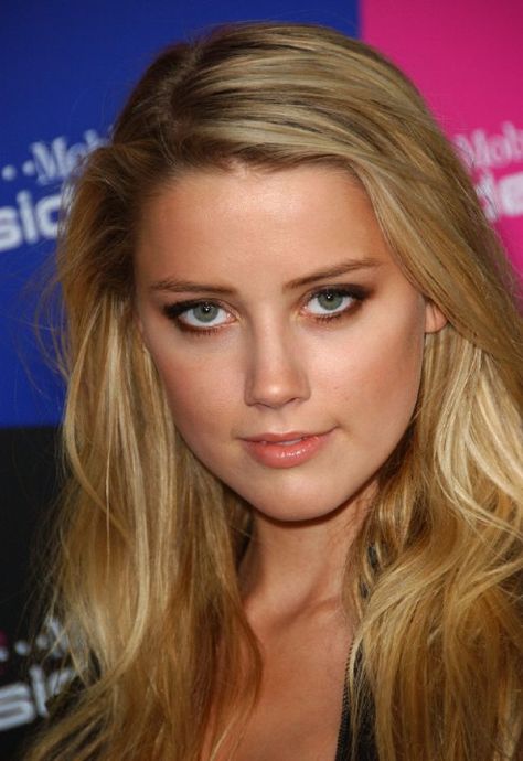 Amber Heard Face, Amanda Heard, Amber Heard Makeup, Amber Heard Style, Amber Head, Classy And Fab, Imdb Movies, Stunning Eyes, Amber Heard