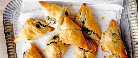 Spinach and feta are a classic combination and work really well with the zing of preserved lemon. Try it in these vegetarian filo parcels which make a great, simple starter, snack or lunch. Preserved Lemons Recipes, Vegetarian Dinner Party, Eastern European Recipes, Easy Starters, Your Day, Spinach Feta, Preserved Lemons, Vegetarian Dinners, Entertaining Recipes