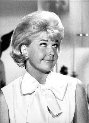 Doris Day Doris Day Movies, Doris Day, Legendary Singers, Hollywood Legends, Chuck Norris, Vintage Hollywood, Hollywood Stars, Classic Hollywood, Funny Faces