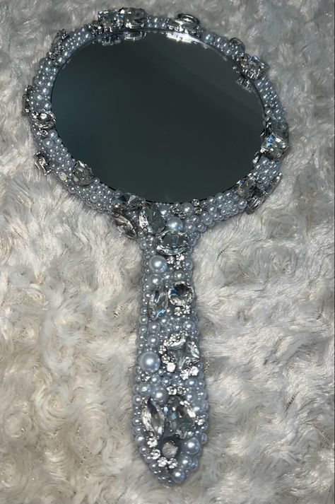 Bridal Mirror, Aesthetic Attraction, Handy Design, Bling Makeup, Hand Held Mirror, Mirror Handmade, Makeup Artist Kit, Luxury Mirror, Beauty Mirror