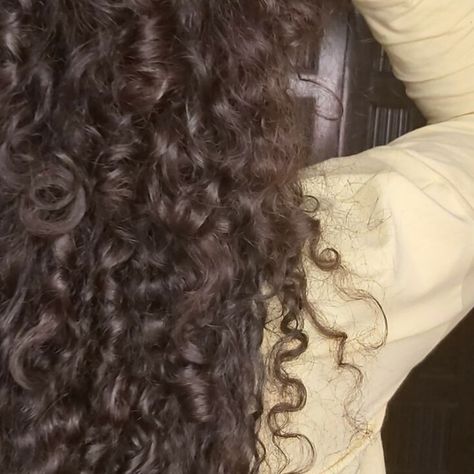 Curly Hair Faceless, Curly Hair Aesthetic Faceless, Hair Aesthetic Faceless, Faceless Girl, Curly Hair Aesthetic, Karen Smith, Hair Aesthetic, Wavy Curly Hair, Scream Queens