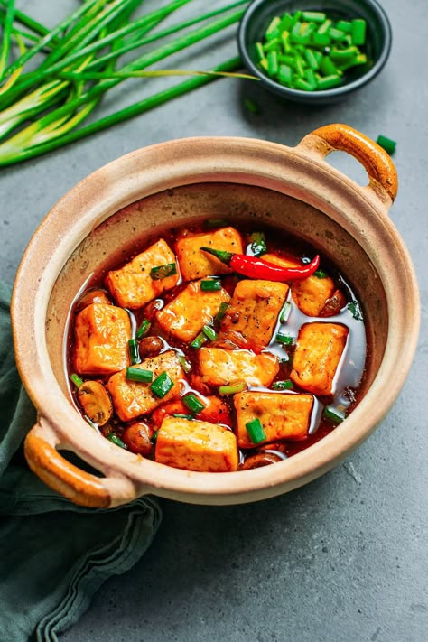 Braised Tofu, Vegan Fish, Tofu Dishes, Spicy Tomato Sauce, Vegan Sausage, Sweet Chili Sauce, Tofu Recipes, Asian Cooking, Asian Dishes