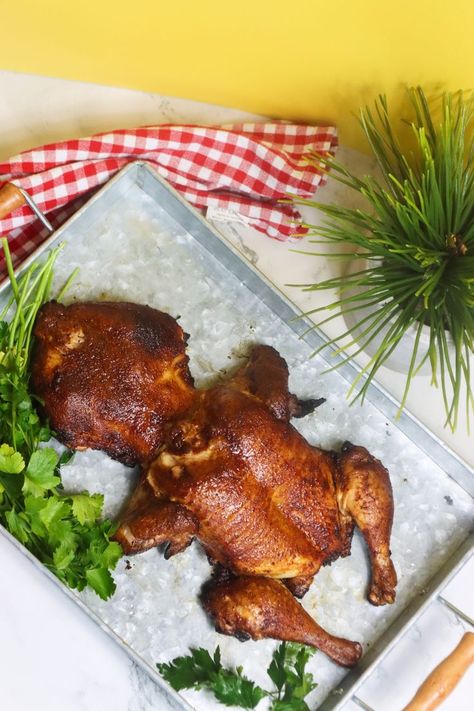 Frog Chicken, Bbq Whole Chicken, Whole Chicken In Oven, Split Chicken, Smoked Whole Chicken, Whole Chicken Recipe, Chicken Roaster, Chicken Roast, Roasting Times