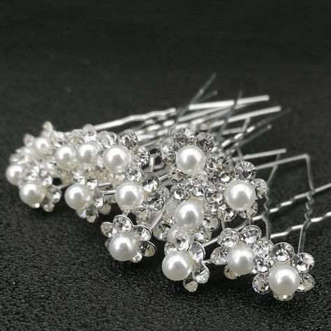 Pearl Wedding Hair Pins - Wedding Hair Accessories for Women and Girls…🤍 Link in bio . . . #brides #marthastuartweddings #marthastuart #kleinfeldwedding #bridalfashion #bridalwear #ferrawang #weddingphotographer #weddingday #weddingdecor #weddingwear #weddinglehenga #weddinghair #weddingseason #weddingphoto #weddingdetails #weddingflorals #weddingdecoration Bridal Hair Tiara, Tiara Hair, U Shaped Hair, Accessories Crystal, Accessories Model, Hair Accessories Wedding, Tiara Hairstyles, Wedding Hair Styles, Pearl Pin