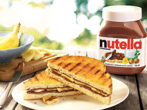 Nutella Sandwich Recipes, Sandwich Recipe Videos, Best Birthday Cake Recipe, Nutella Sandwich, Nutella Spread, Banana Nutella, Chocolate Sandwich, Hazelnut Spread, Nutella Recipes