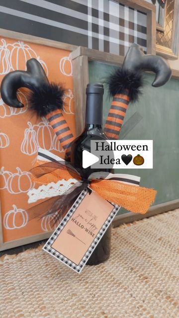 Kaycee Greer on Instagram: "Happy Halloween-Wine🖤👻🧡🎃 Fun little DIY Halloween gift idea! Perfect to bring to a Halloween party🍾🍷 Cheers! 

⭐️Follow @thegiftstagram for more gift ideas!
⭐️Like this post & comment Link for the links to be sent to you! 

#gifts #halloween #halloweenideas #halloweengiftideas #gifting #giftgiving #tutorials #diy #diygifts #gifted #halloweenwitch #gifttags #halloweendecor #halloweendrinks #giftideas #giftwrapping #giftingmadeeasy" Halloween Hostess Gifts, Diy Halloween Gifts, Cheer Party, Halloween Wine, Wine Baskets, Tutorials Diy, Halloween Drinks, Fall Party, Diy Halloween