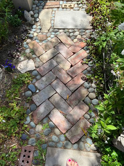 Brick Walkways Paths, Stone And Brick Pathways, Ideas For Bricks Outside, Red Brick Pathway, Old Brick Walkway Garden Paths, Recycled Brick Pathway, Garden Paths And Walkways, Irregular Stepping Stone Path, Laying A Brick Pathway