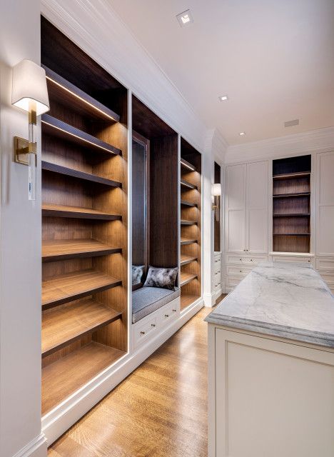 Built In Shoe Rack Closet, Wood Dressing Room, Built In Shoe Rack, Seating Nook, Luxury Dressing Room, Transitional Closet, Rack Closet, Crystal Cabinet, Penthouse Design