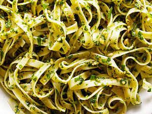 Sorrel Recipe, Pesto Pasta Recipe, Almond Pesto, Pesto Pasta Recipes, Csa Recipes, Italian Sauce, Pasta Ingredients, Healthy Pasta Recipes, Pesto Recipe