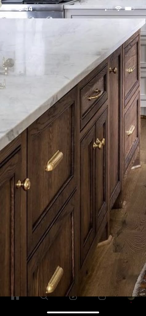 Dark Wood And Gold Kitchen, Dark Stain Oak Cabinets, Chestnut Cabinets, Dark Stained Kitchen Cabinets, Dark Oak Kitchen Cabinets, French Country House Interior, Old Money Cottage, Dark Stained Cabinets, Dark Brown Kitchen Cabinets