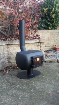 Gas Bottle Wood Burner, Shop Heater, Diy Wood Stove, Wood Stove Fireplace, Stove Heater, Metal Fire Pit, Fire Pit Bbq, Bbq Grill Design, Outdoor Stove