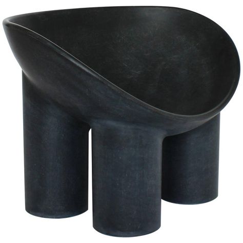 Faye Toogood Contemporary Design Roly-Poly Chair in Charcoal Fibreglass, London | See more antique and modern Chairs at https://www.1stdibs.com/furniture/seating/chairs English Dining Room, Roly Poly Chair, Rolly Polly, Faye Toogood, Minimalist Chair, Corning Museum Of Glass, Furniture Logo, Roly Poly, Contemporary Dining Chairs