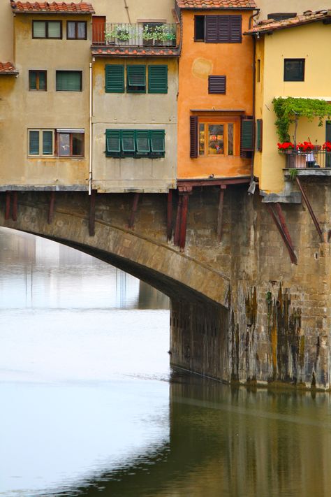 Florence Ponte Vecchio, Florence Winter, Florence Italy Photography, Florence Photography, Ponte Vecchio Florence, Florence Italy Travel, Italy Vibes, Italian Village, Florence Tuscany