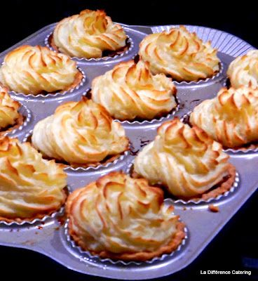 Duchess Potatoes, Savoury Tarts, Mini Cottage, Cottage Pie Recipe, Tin Recipes, Pie Party, Scottish Recipes, St Patricks Day Food, Savory Pies