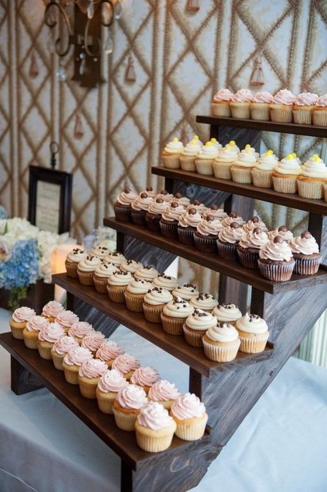 Rustic sweet wedding dessert display and table ideas #wedding #weddingfoods #weddingideas #foods #weddingdessert Wedding Cake Display Ideas, Cake Display Ideas, Budget Desserts, Wedding Cake Display, Rustic Wedding Decorations, Dessert Bar Wedding, Traditional Wedding Cake, Diy Desserts, Cupcake Display