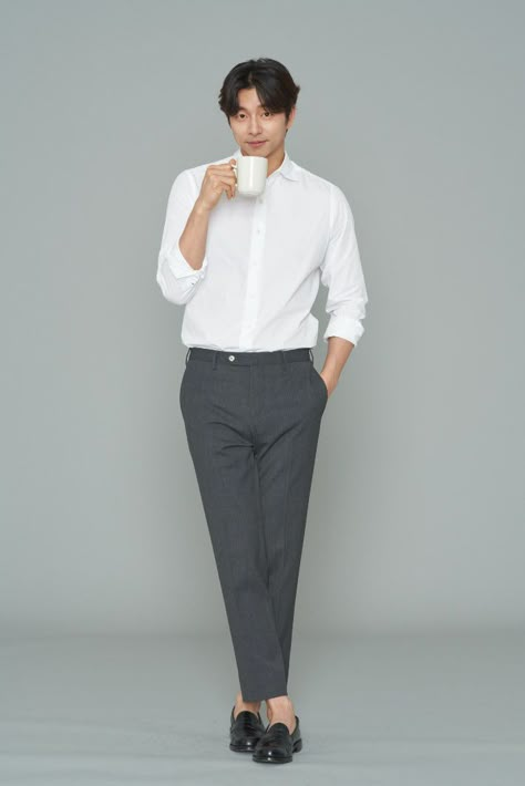 Office Look Men Casual Work Outfits, Suite For Men Stylish, Asian Men Smart Casual Outfit, Male Corporate Attire, Men Formal Casual Outfits, Monokrom Outfit Men, Style Formal Pria, Japanese Mens Fashion Formal, Business Casual Men Korean