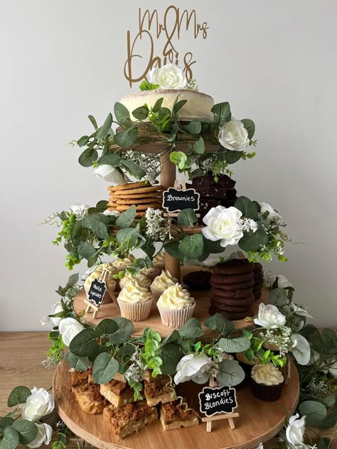 Wedding Cake With Cookie Tiers, Chip Table Wedding, Wedding Dessert Tiered Tray, Forest Wedding Dessert Table, Wedding Bakery Table, Wedding Cookie Tower, Dessert Tower Wedding, Wedding Dessert Tower, Brownie Wedding