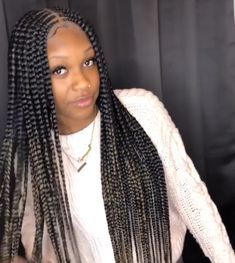 Blonde Box Braids, African Hair Braiding Styles, Long Box Braids, Pelo Afro, Hair Braid Videos, Box Braids Styling, Flat Twist, Beautiful Braids, Girls Hairstyles Braids