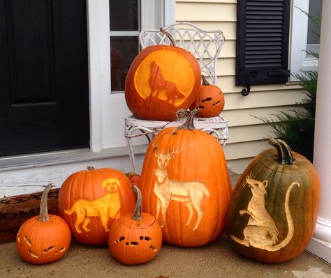 Marauders themed pumpkins because I will never outgrow Harry Potter. Mischief Managed! Harry Potter Mischief Managed, Mischief Managed, The Marauders, Holiday Ideas, Pumpkin Carving, Pumpkins, Harry Potter, Carving, Art