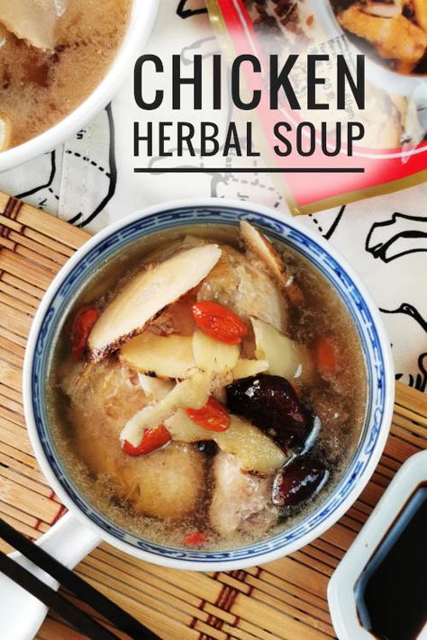 Chinese-style chicken herbal soup is well-known for its health benefits. Here is a list of questions and answers covering all aspects of making chicken herbal soup. Chinese Herbal Soup, Chinese Chicken Soup, Herbal Chicken Soup, Chinese Dessert Recipe, Asian Stir Fry Recipe, Confinement Food, Herbal Soup, Health Soup, Panini Recipes Chicken