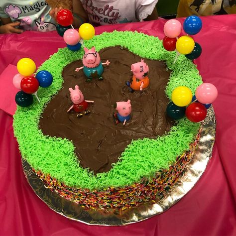 Muddy Puddle Cake, George Pig Birthday Party, Peppa Pig Muddy Puddles, George Pig Birthday, Pig Cakes, Muddy Puddle, Peppa Pig Birthday Cake, Peppa Pig George, Pig Birthday Cakes