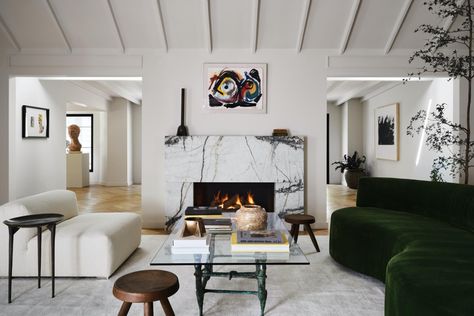 A 1947 Hollywood estate gets a new lease on life - Vogue Australia La Living Room, La Living, Grown Up Bedroom, Small Sunroom, Heritage House, Vogue Living, Fireplace Remodel, Tiny Spaces, Black And White Abstract