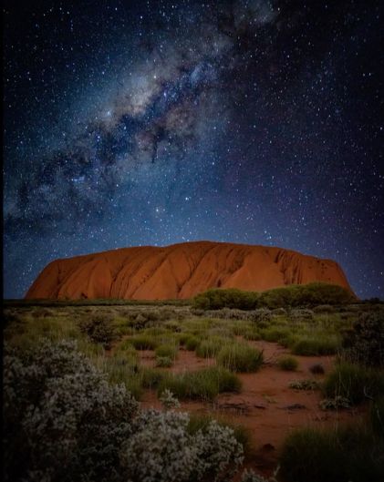 COSMIC UMBILICAL CORD Inspirational Scenery, Australian Scenery, Ayers Rock Australia, Aussie Outback, Uluru Australia, Australian Landscapes, Central Australia, Astro Photography, Australia Landscape