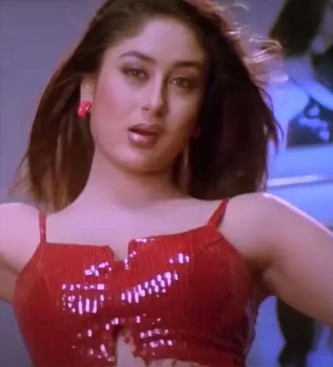 KAREENA KAPOOR KHAN AS POOJA “POO” SHARMA RAICHAND FROM KABHI KHUSHI KABHIE GHAM… (2001) | she is so stunning! i was watching edits & stumbled upon an edit that had her & this character. i was in awe! she’s one of the baddest! i need to see this film bc she was giving regina george vibes. she’s the OG regina george before Regina george! her style looks amazing. i’m gonna tell that imma fall in love with all the fashion in this film. hello to my new fave now. p.s. i gotta start watching more ... Khabi Kushi Khabi Gham Poo, Poo Kabhi Khushi Kabhi Gham, Pooja Kabhi Khushi Kabhi Gham, 90s Bollywood Aesthetic, Arched Eyebrows, 90s Bollywood, Bollywood Outfits, Kareena Kapoor Khan, Regina George