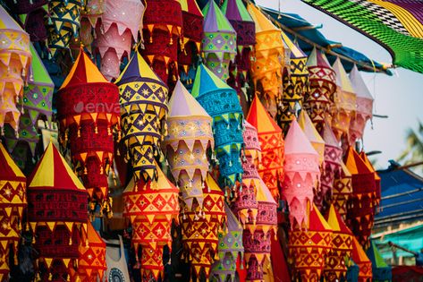 Indian Lanterns, Fabric Lantern, Indian Culture, Indian Fabric, Traditional Indian, Art Ideas, Lanterns, Graphic Art, Party Ideas