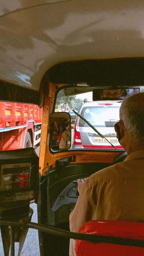 Mumbai Traffic, Photo Book Idea, Snaps Photos, Book Planning, Biology Diagrams, India Aesthetic, South Asian Aesthetic, India Street, Simpsons Drawings