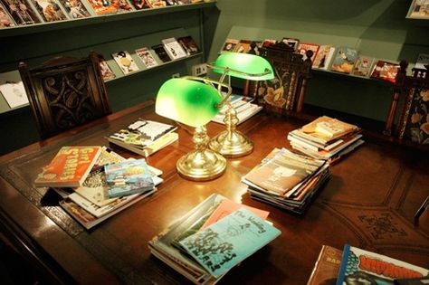 Why are green table lamps so ubiquitous (particularly in libraries)? - Quora Library Green Lamp, Green Library Lamp, Green Bankers Lamp, Library Lamps, Bank Lamp, Green Table Lamps, Vintage Library Aesthetic, Library Goals, Bedroom Planning