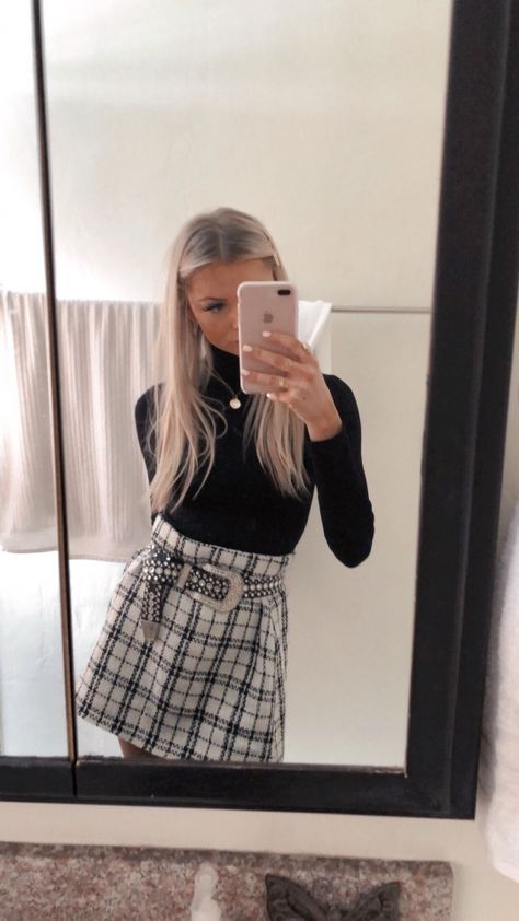 Street Style Instagram, Sorority Rush Outfits, Sorority Recruitment Outfits, Rush Outfits, Recruitment Outfits, Girls Tumbler, Style Instagram, Sorority Outfits, Love Style