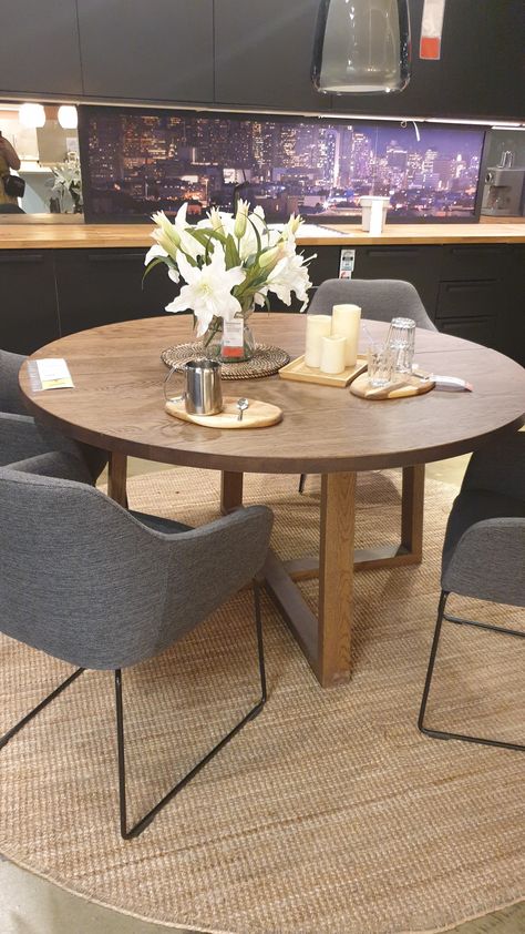 Round Kitchen Tables For Small Spaces, Circular Wooden Dining Table, Modern Round Dining Table Small Spaces, Kitchen Table Circle Round Dining, Round Dining Table Grey, Round Pedestal Kitchen Table, Round Wooden Dining Table Decor, Brown Circle Dining Table, Wooden Circle Table Dining Rooms