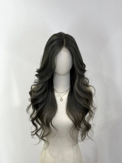 Hair Stages, Pretty Hair Cuts, Haircuts For Long Hair With Layers, Hair Style Korea, Easy Hairstyles For Thick Hair, Hair Inspiration Long, Color Highlights, Ara Ara, Haircuts For Wavy Hair