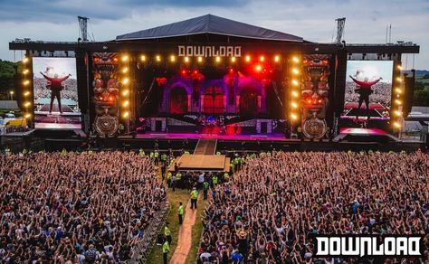 13/06/14 — Download Festival in England ❤ Download Festival 2023, Outdoor Concert Stage Design, Festival Stage Design, Music Festival Stage, Concert Crowd, Download Festival, Concert Stage Design, Outdoor Stage, Escape The Fate