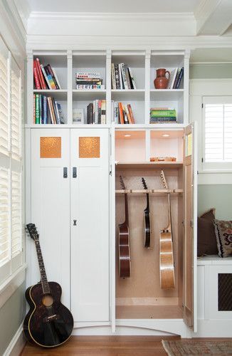 Music Room Storage, Bookshelf Closet, Guitar Storage, Music Storage, Trendy Music, Guitar Room, Music Room Decor, Storage House, Home Studio Music